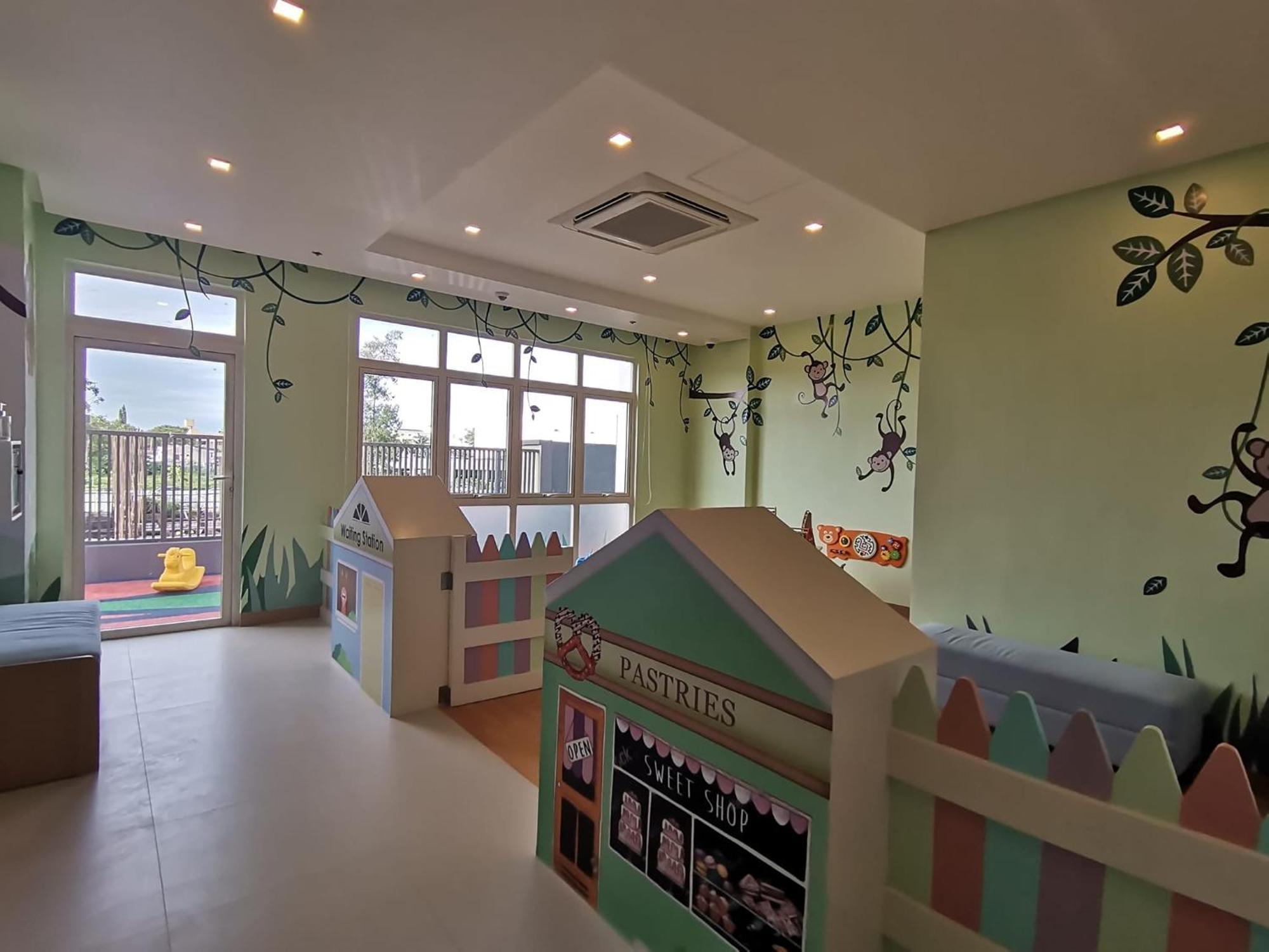 Condo Home With Fast Wifi In Bacolod City Екстериор снимка