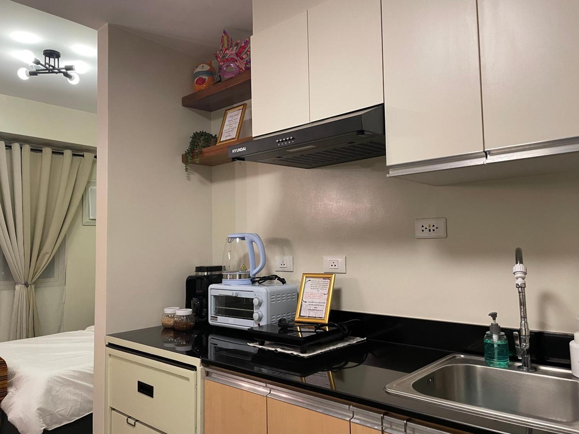 Condo Home With Fast Wifi In Bacolod City Екстериор снимка